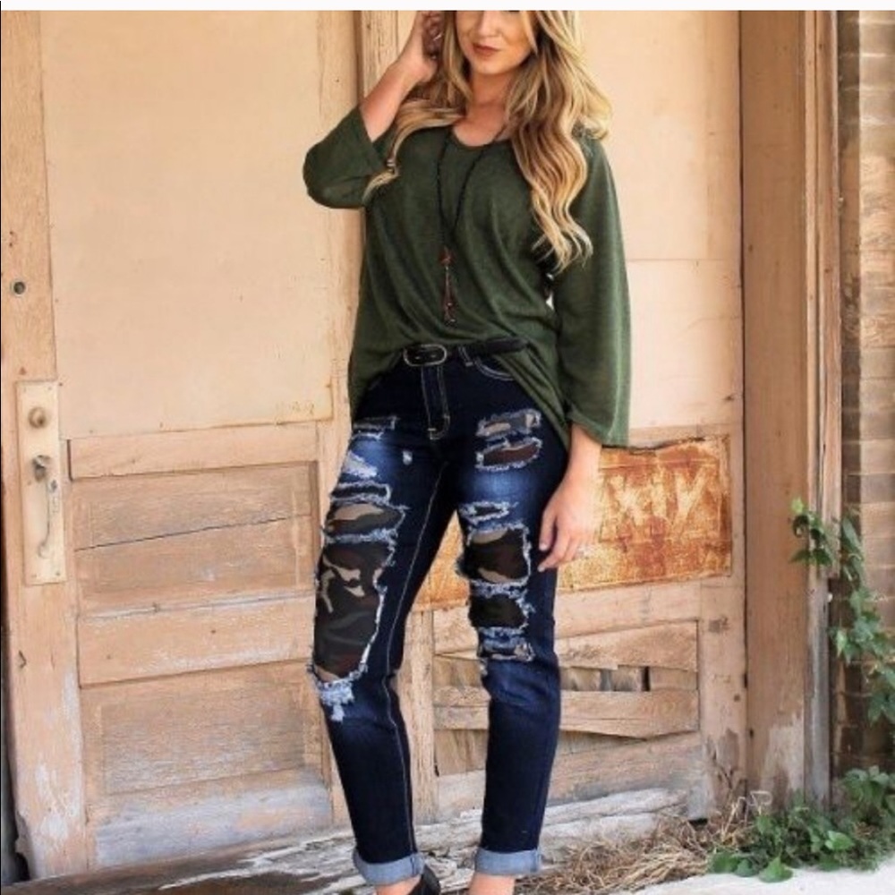 L&B Darkwashed Camo Patch Distressed Jeans
